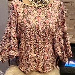 #1 Cold shoulder top